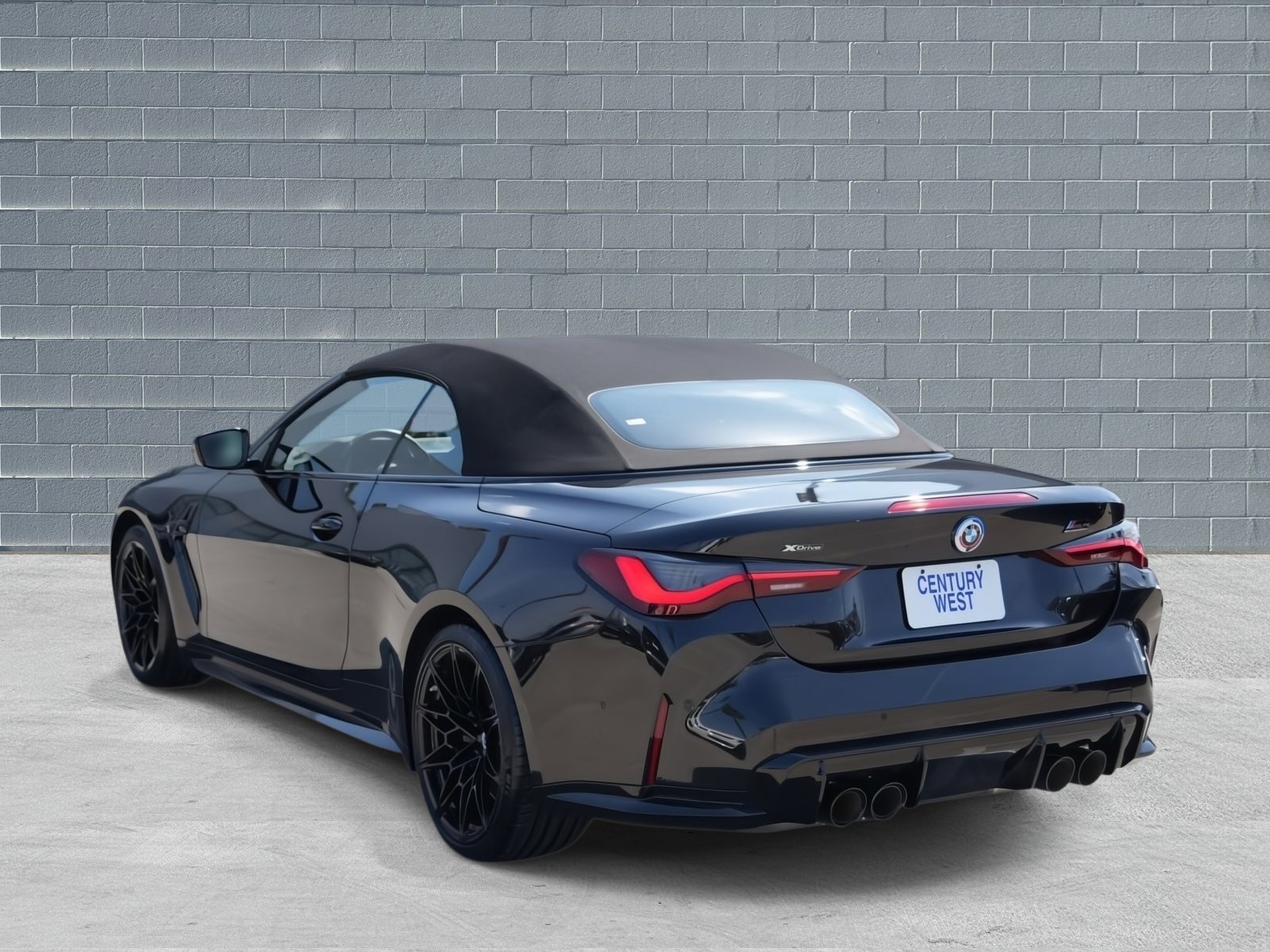 Certified 2023 BMW M4 xDrive Competition image 3