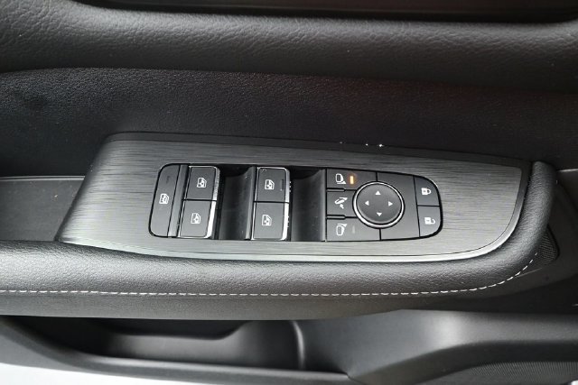 Used 2026 Nissan Armada PRO-4X w/ Captain's Chari Seat Package AWD/4WD image 10