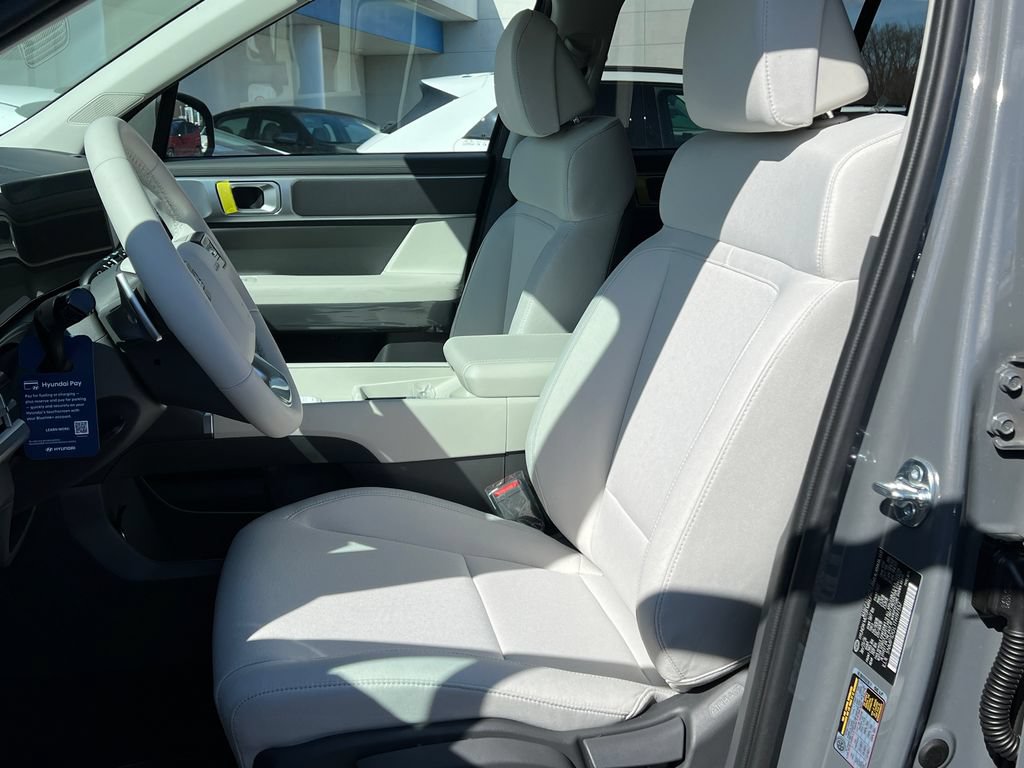 New 2026 Hyundai Santa Fe SE AWD/4WD image 6