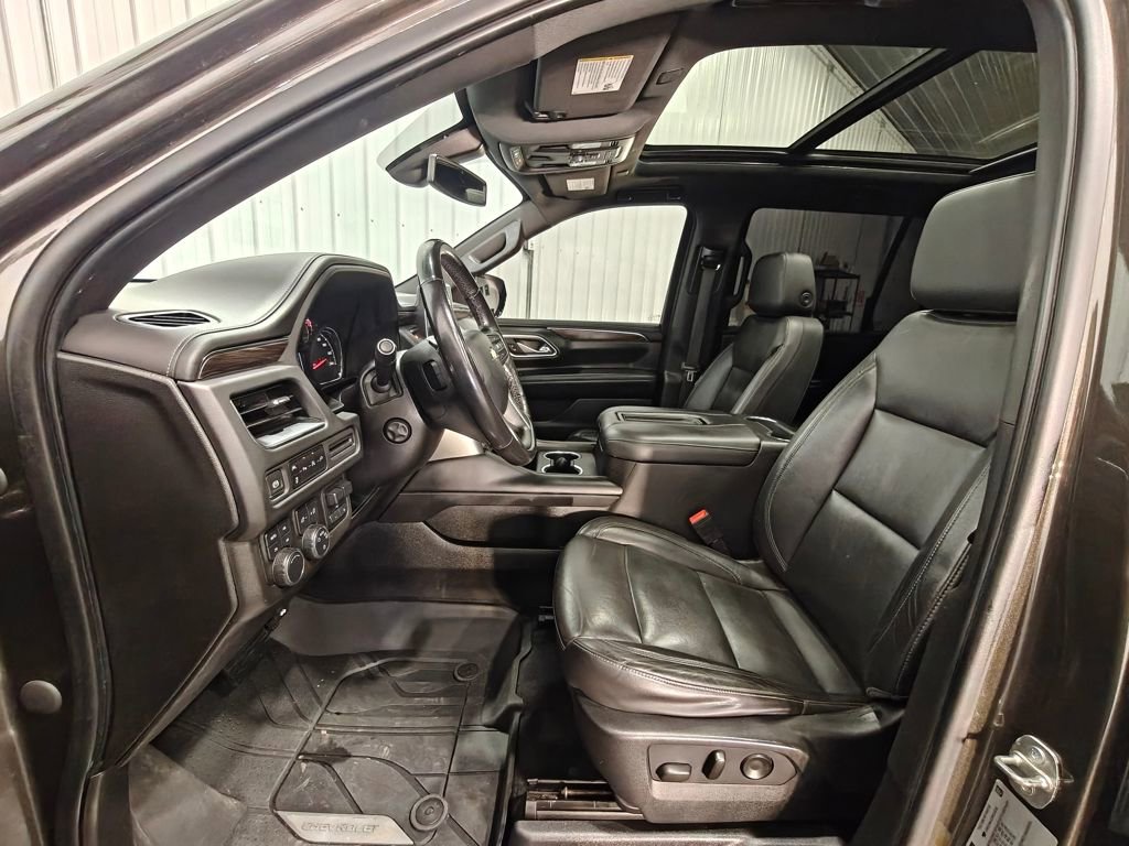 Used 2021 Chevrolet Tahoe LT w/ LT Signature Package image 31