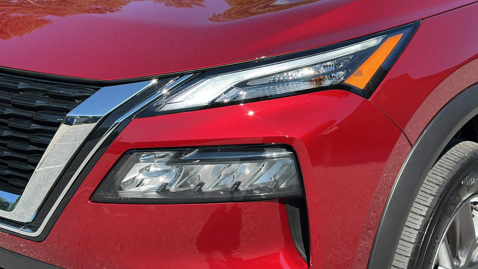 Certified 2023 Nissan Rogue S image 4