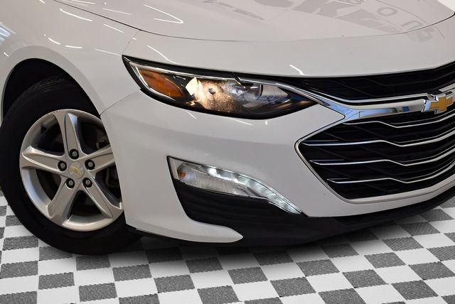 Used 2022 Chevrolet Malibu LT FWD image 31