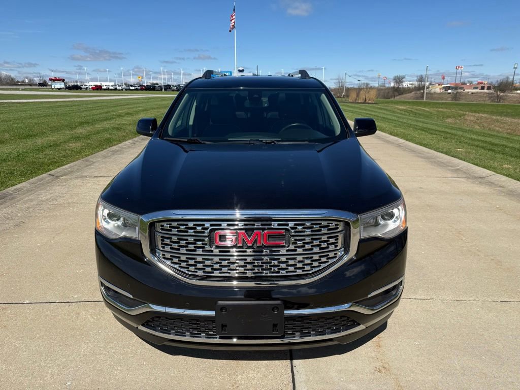 Used 2017 GMC Acadia Denali image 12