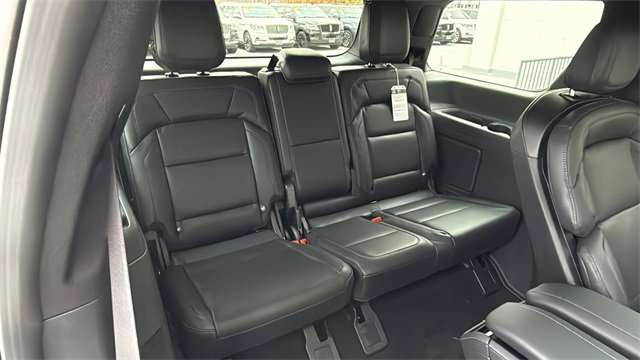 New 2025 Lincoln Navigator Reserve w/ Jet Appearance Package image 14