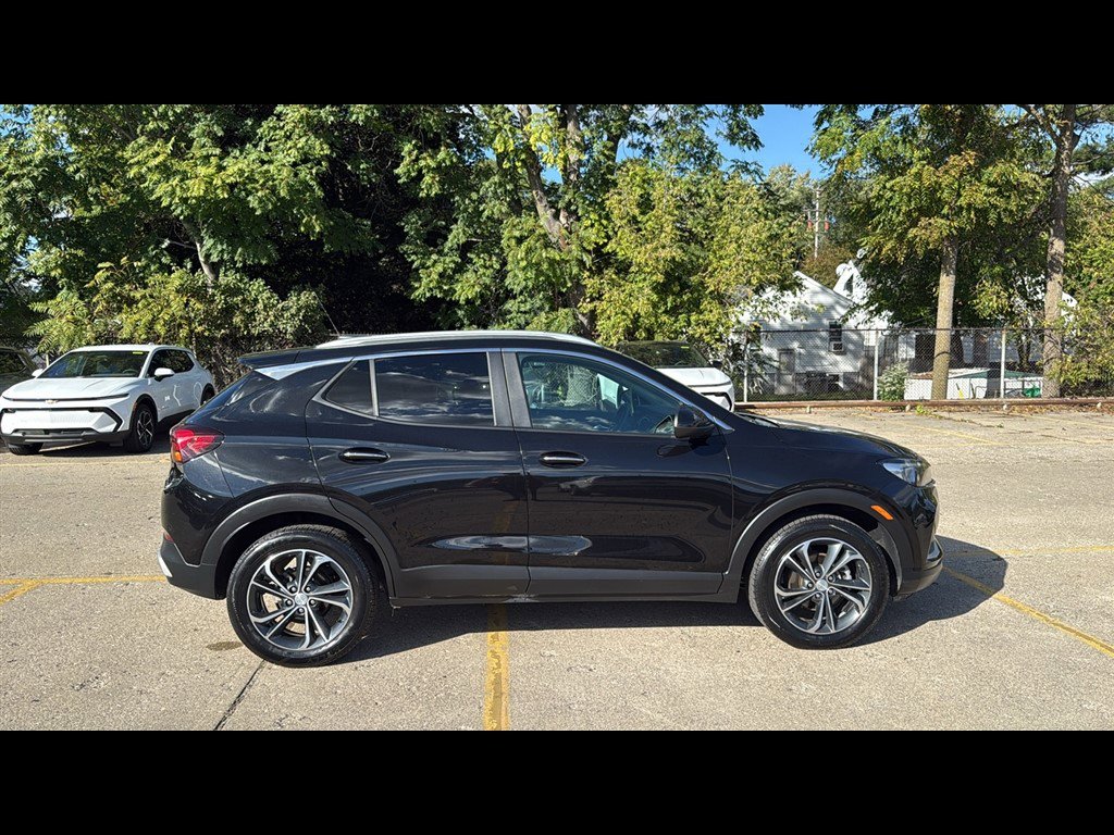 Certified 2023 Buick Encore GX Select image 6