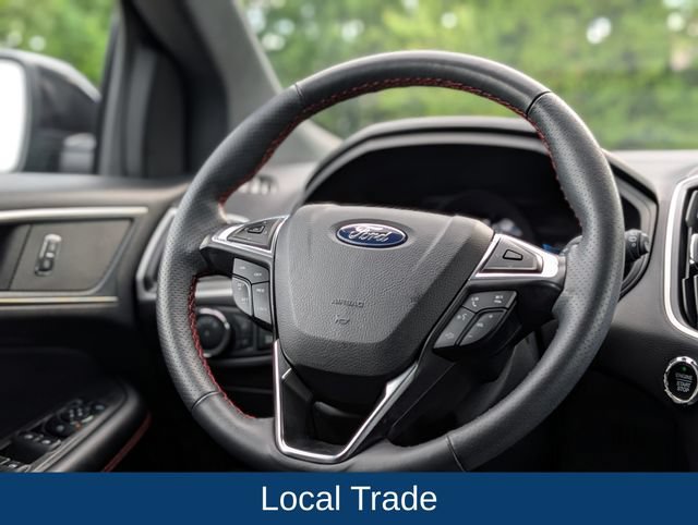 Used 2024 Ford Edge ST-Line w/ Class II Trailer Tow Package AWD/4WD image 14
