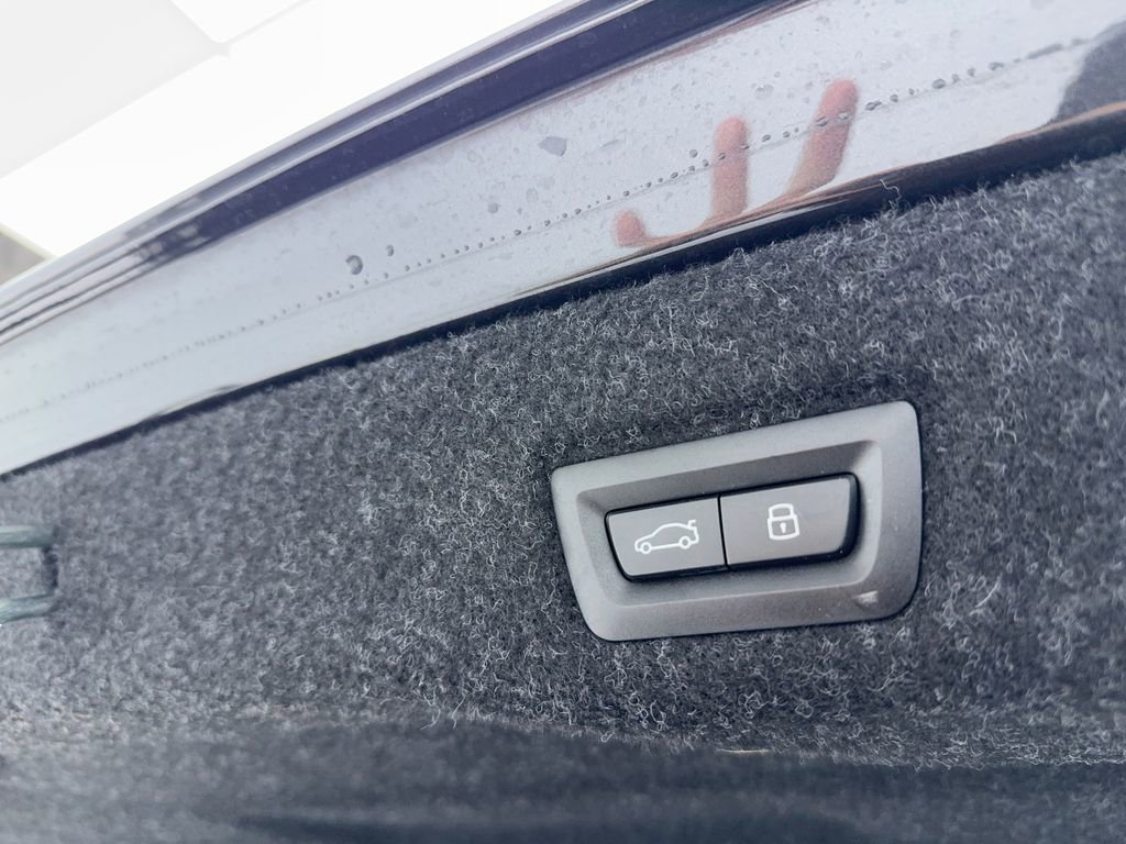 Used 2024 BMW 530i image 19