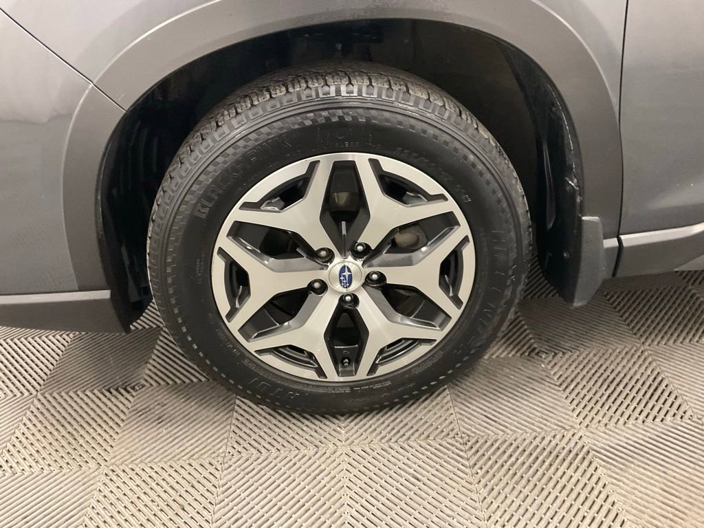 Used 2020 Subaru Forester Premium image 16