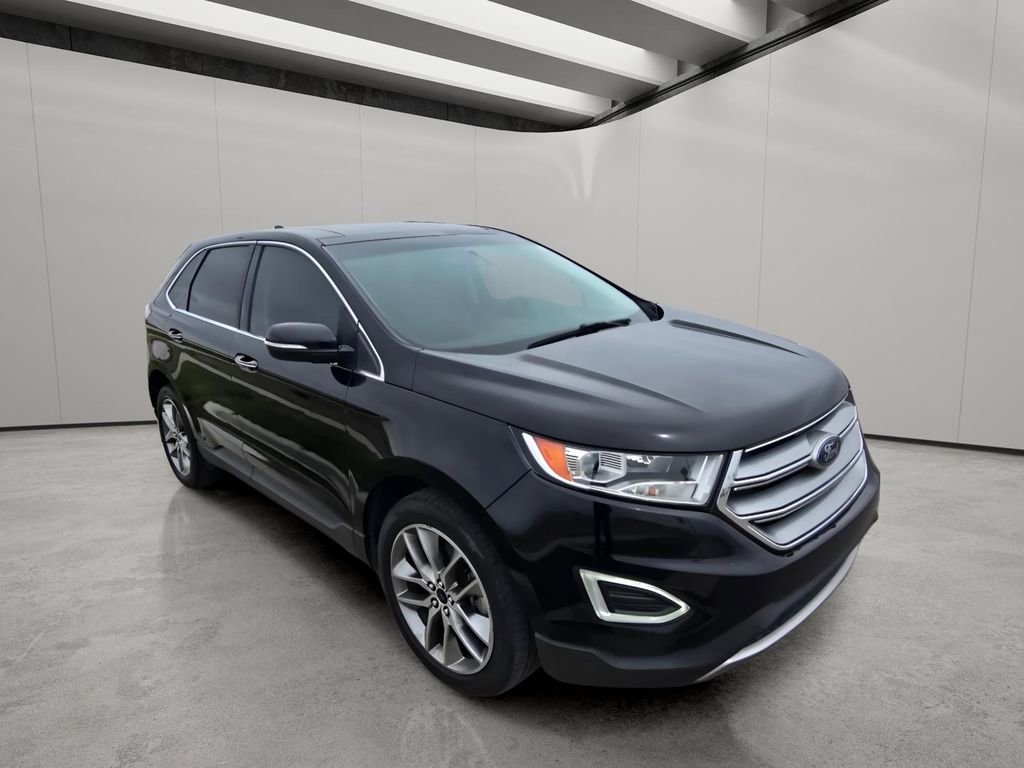 Used 2016 Ford Edge Titanium w/ Equipment Group 301A image 7
