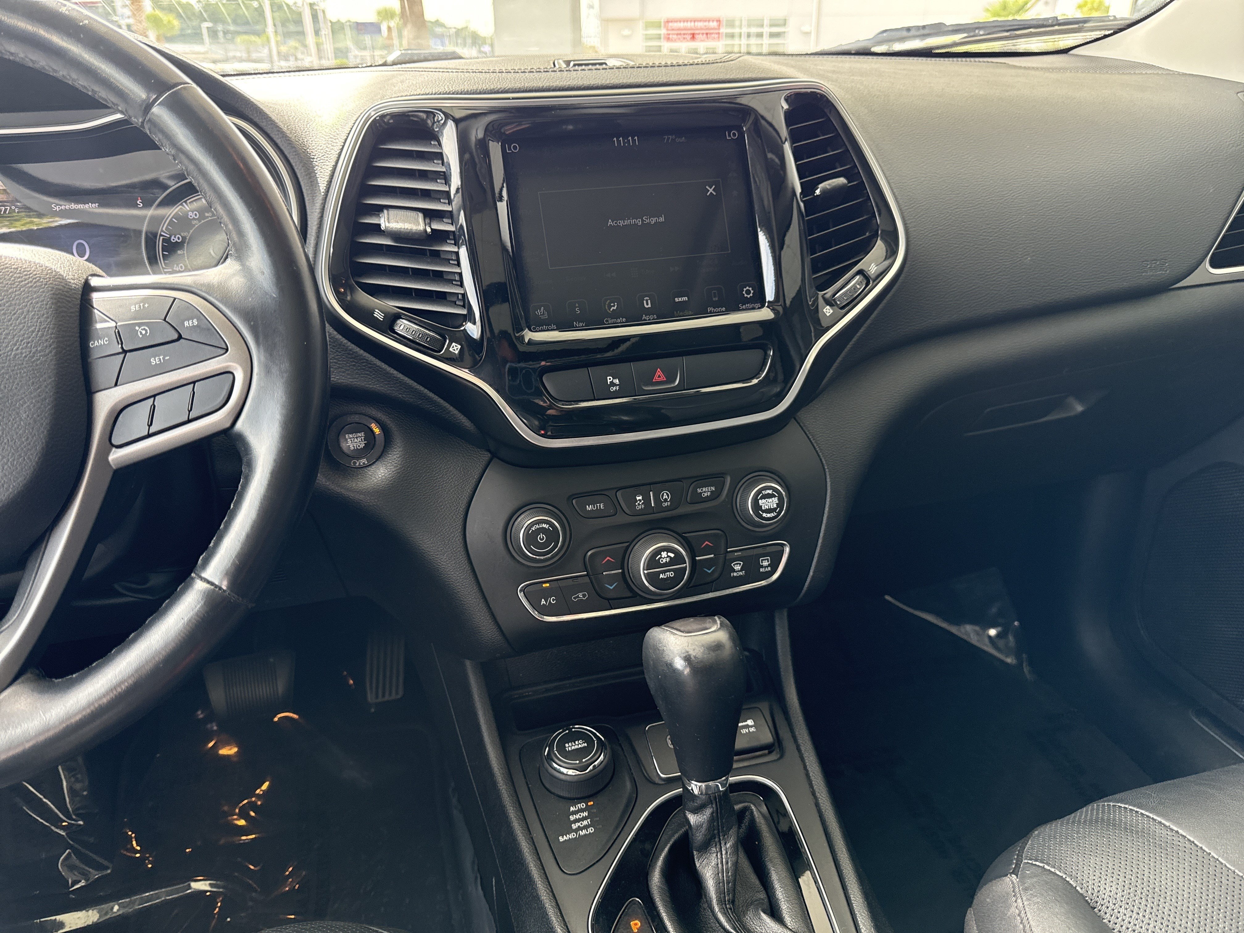Used 2020 Jeep Cherokee Limited AWD/4WD image 29