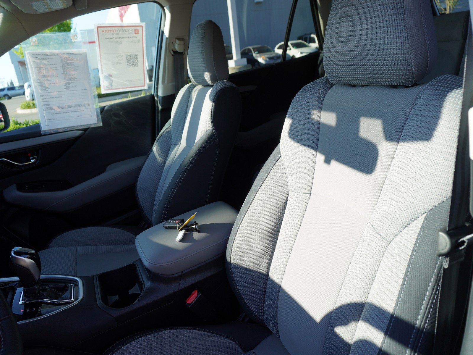 Used 2025 Subaru Outback Premium image 23