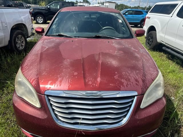 Used 2011 Chrysler 200 Touring FWD image 4