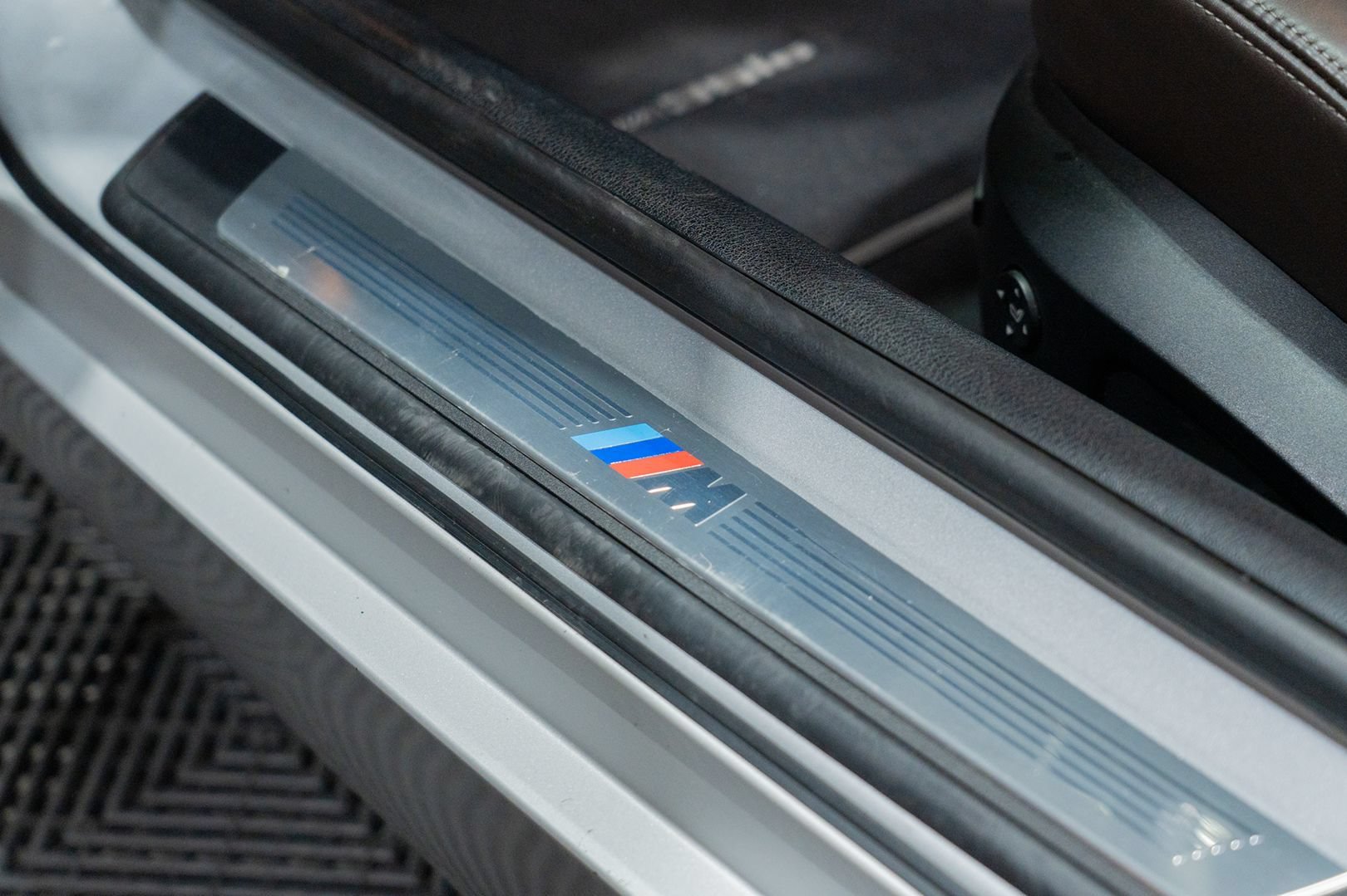Used 2013 BMW Z4 sDrive35is RWD image 46