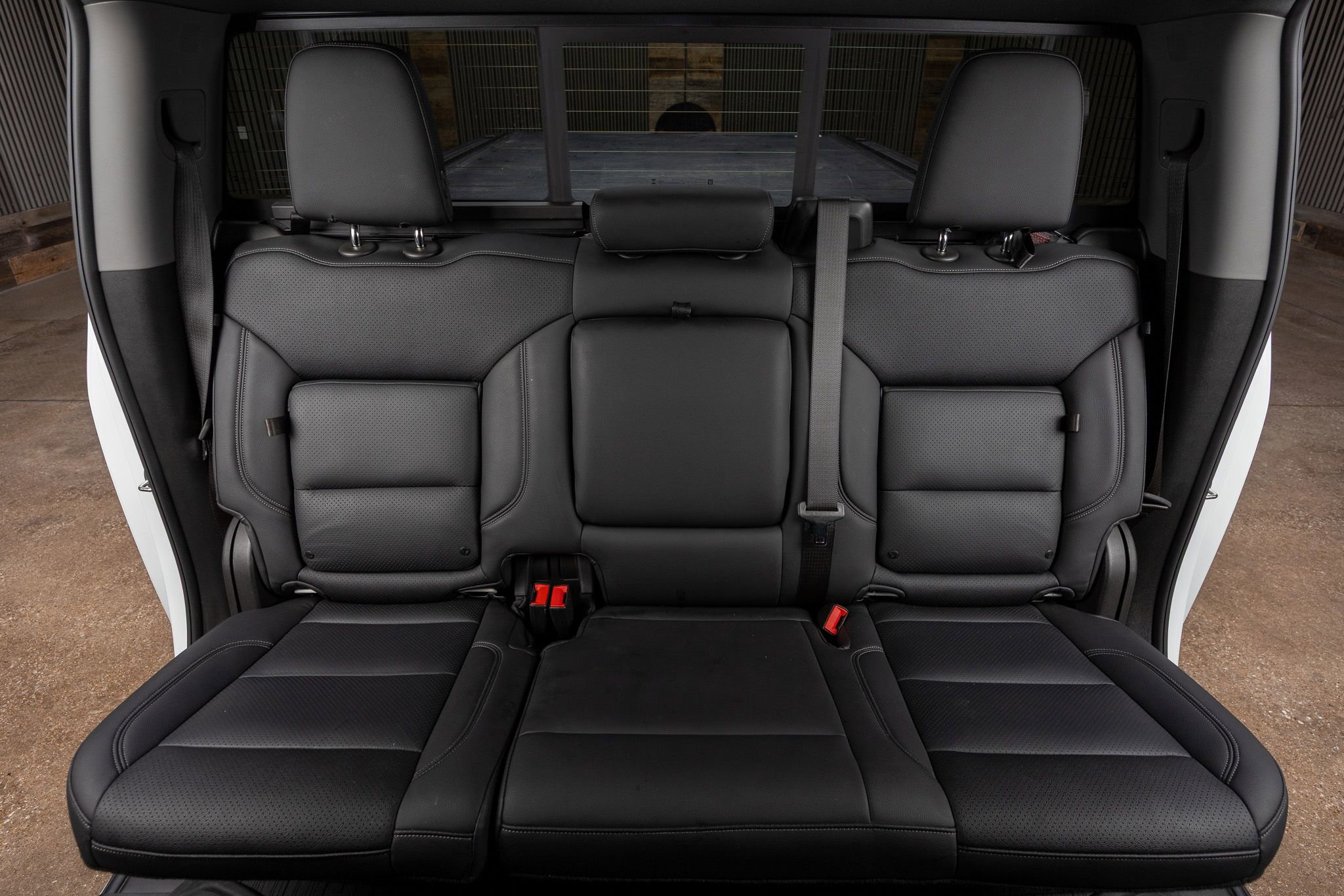 Used 2024 GMC Sierra 3500 SLE w/ SLE Value Package image 34