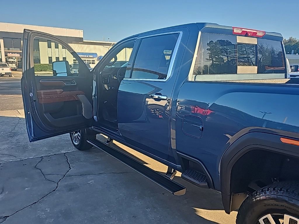 New 2026 GMC Sierra 2500 Denali Ultimate w/ Max Trailering Package image 10