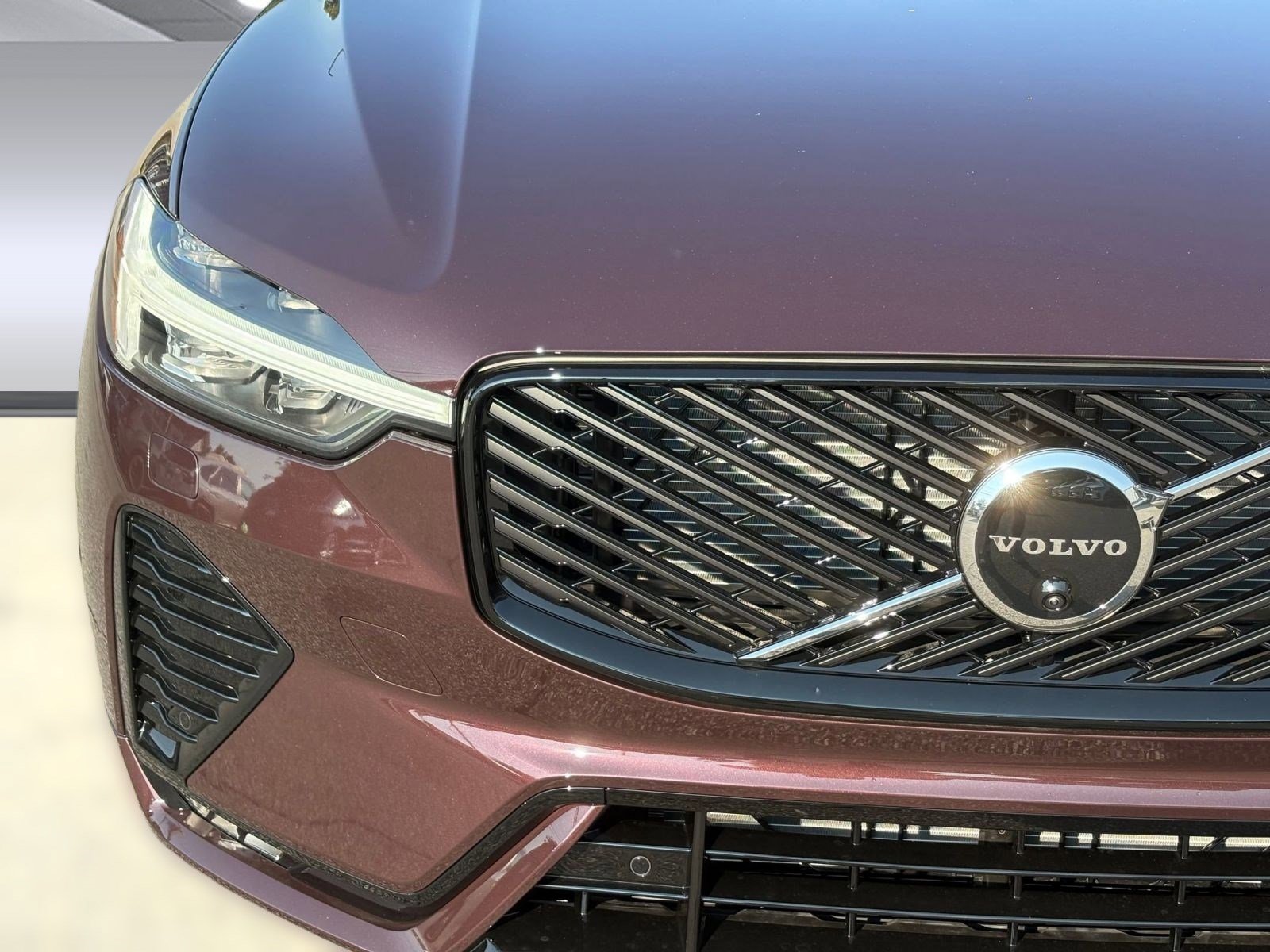 New 2026 Volvo XC60 B5 Plus w/ Climate Package image 11