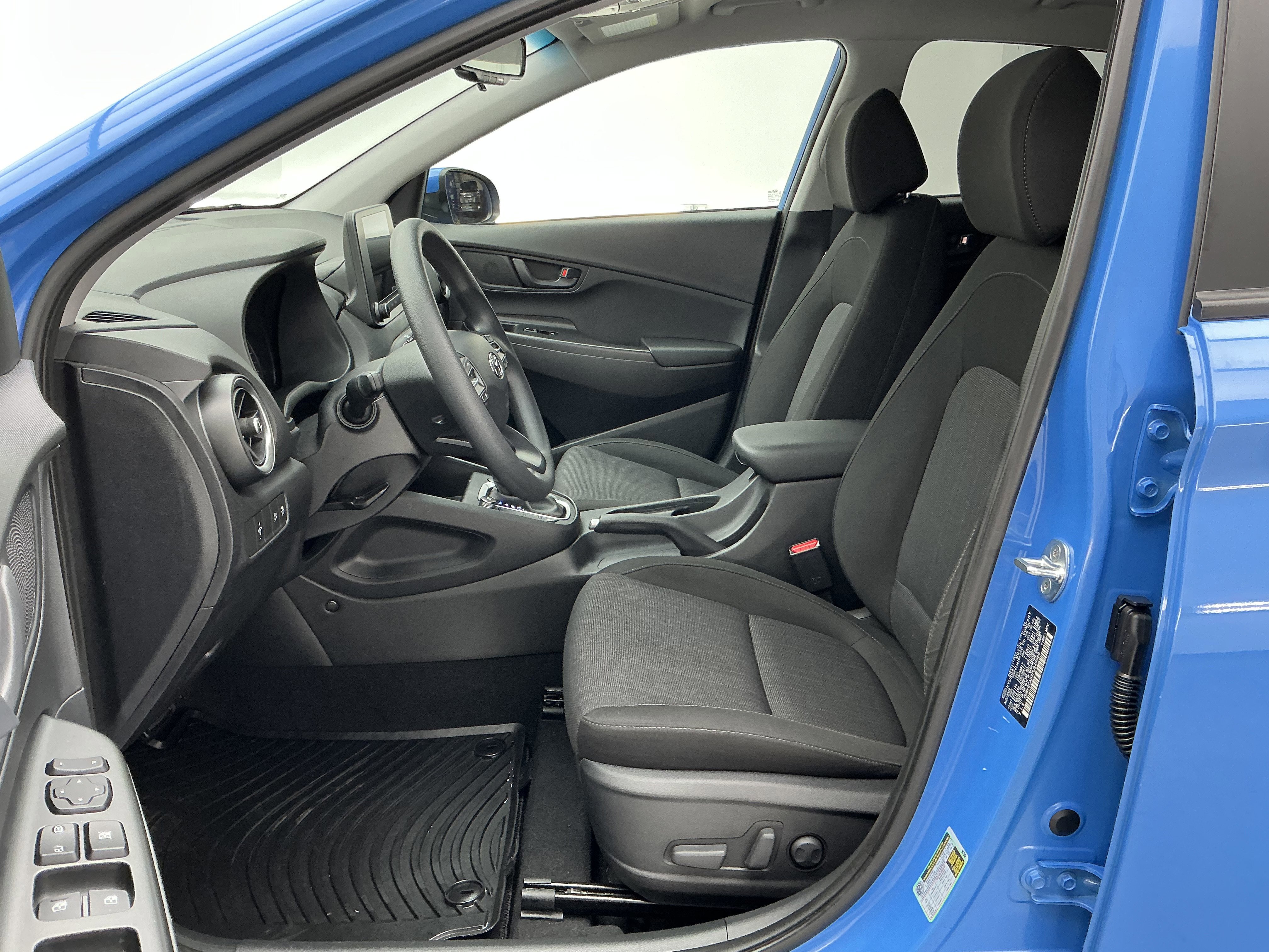 Used 2023 Hyundai Kona SEL image 17