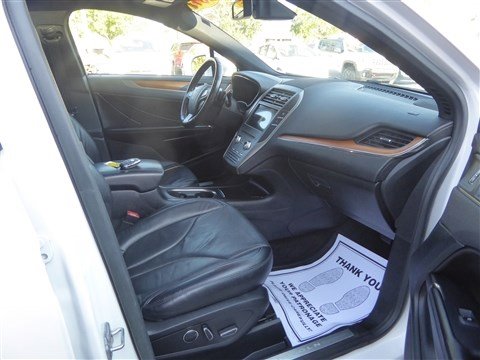 Used 2017 Lincoln MKC Reserve w/ Lincoln MKC Climate Package image 23