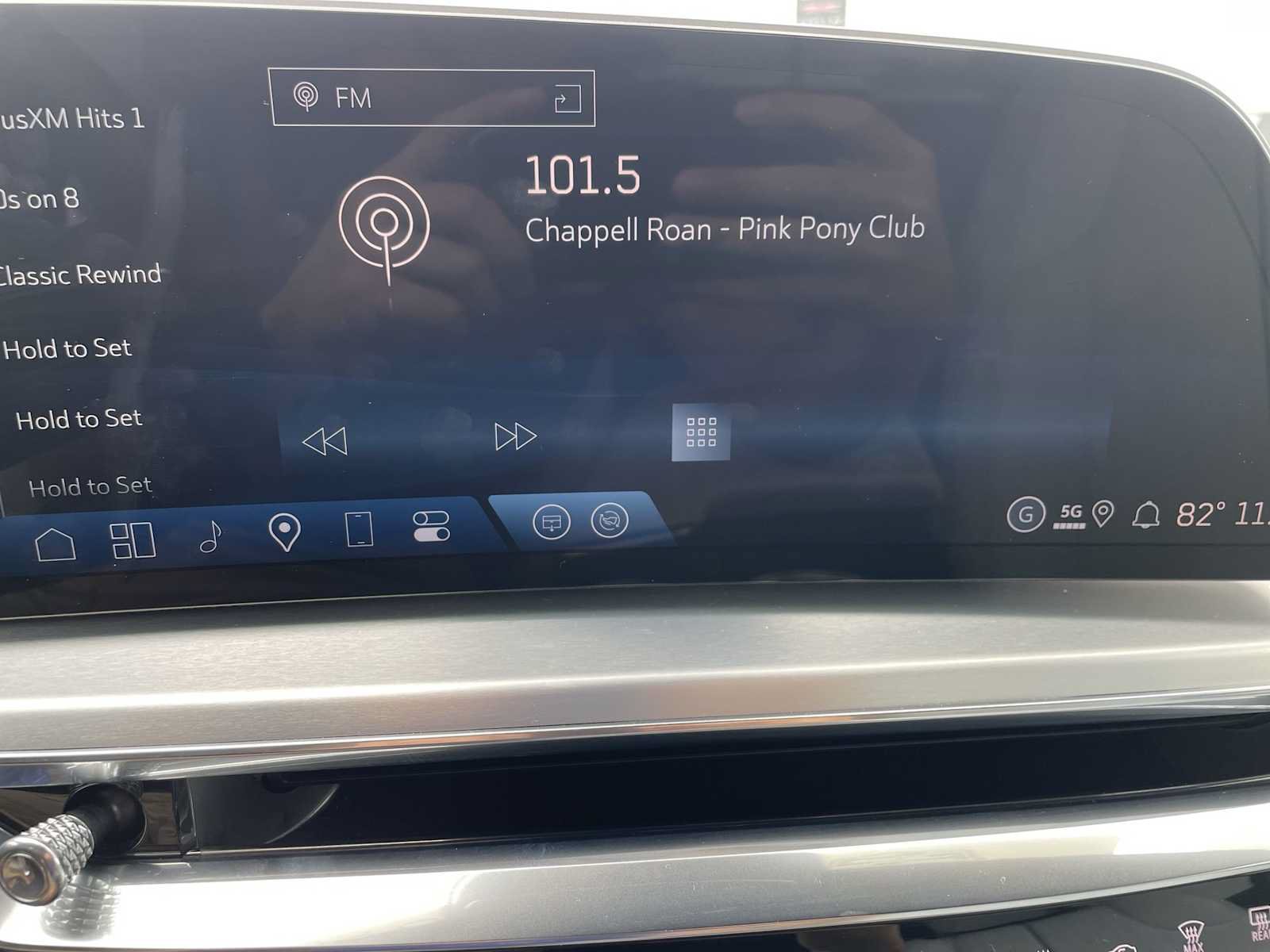 Certified 2024 Cadillac Lyriq Luxury AWD/4WD image 14