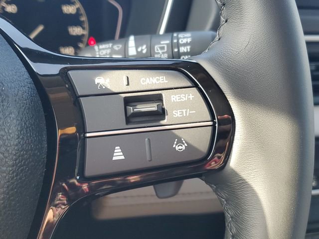 New 2025 Honda Pilot Touring image 35