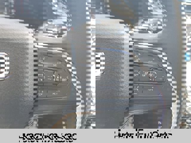 New 2025 Jeep Grand Cherokee Altitude image 14