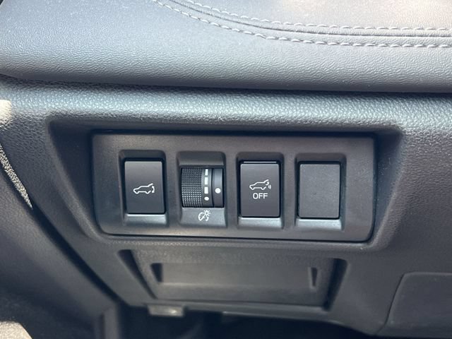 Used 2023 Subaru Outback Touring XT AWD/4WD image 30