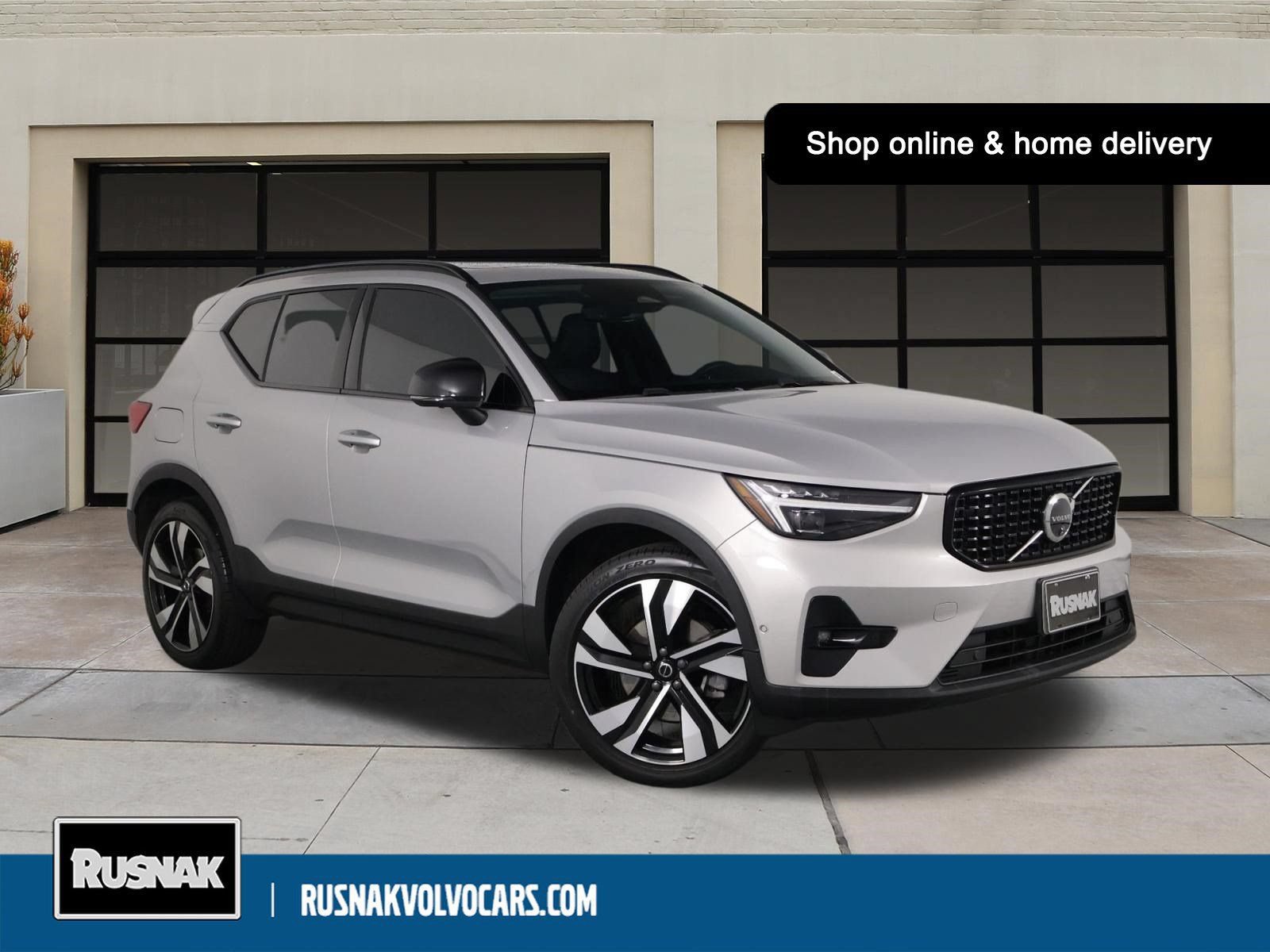 Used 2024 Volvo XC40 B5 Plus w/ Protection Package Premier