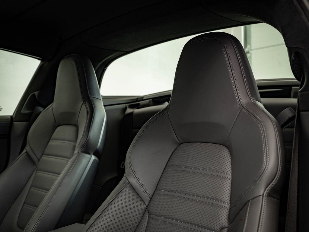 Certified 2022 Porsche 911 Targa 4 GTS image 35