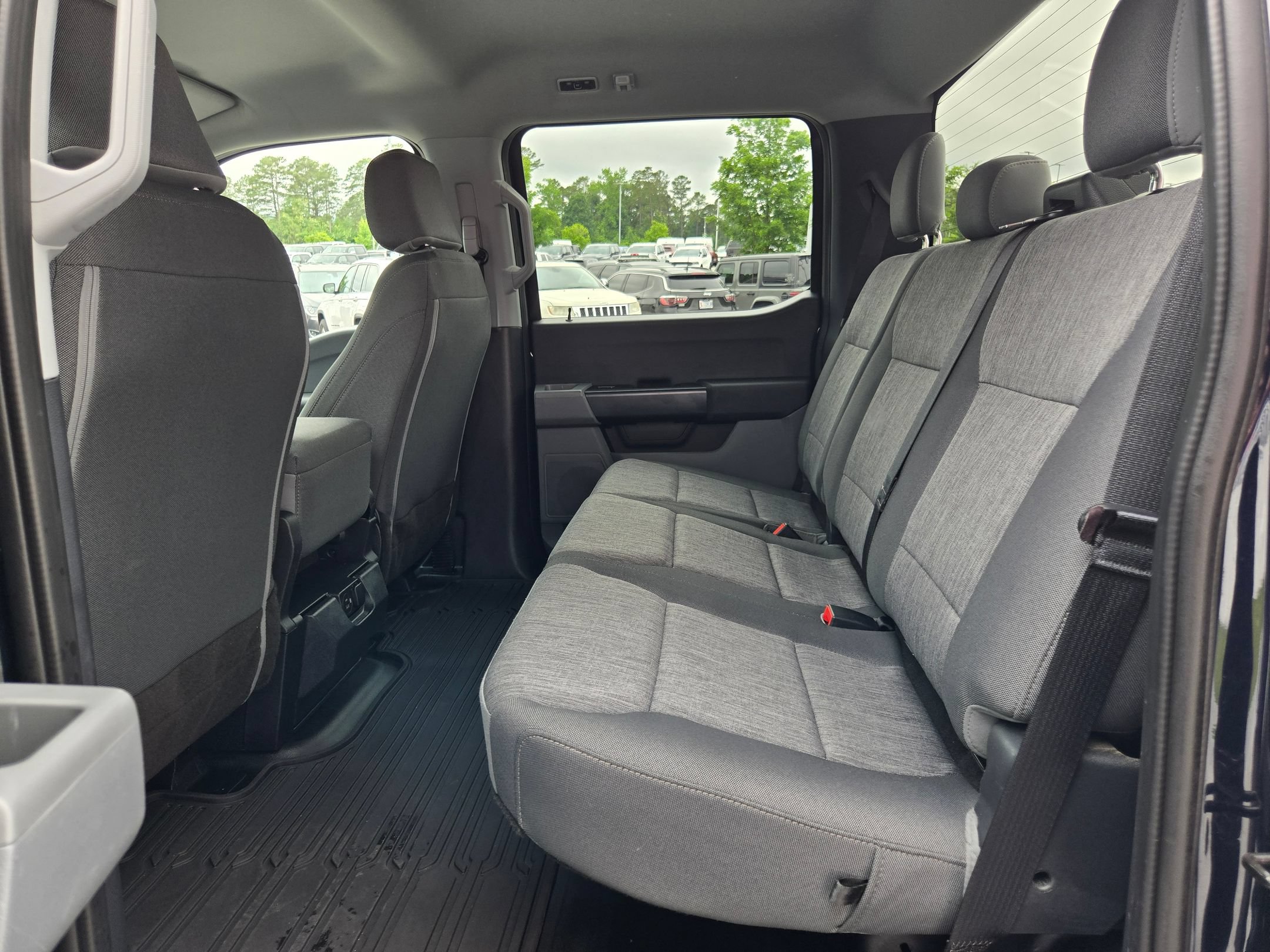 Used 2022 Ford F150 XL w/ Equipment Group 101A High AWD/4WD image 34