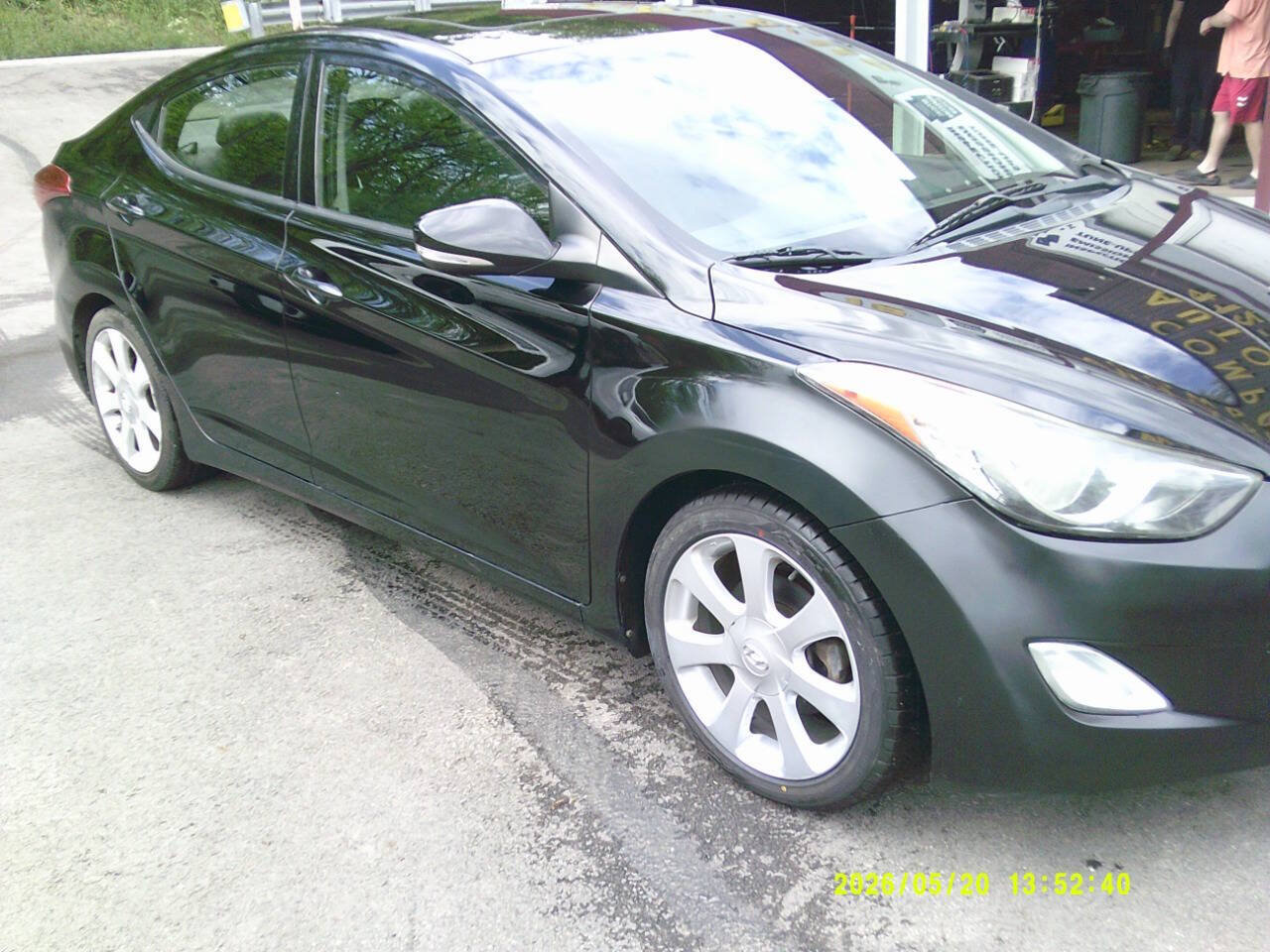 Used 2013 Hyundai Elantra Limited FWD image 3