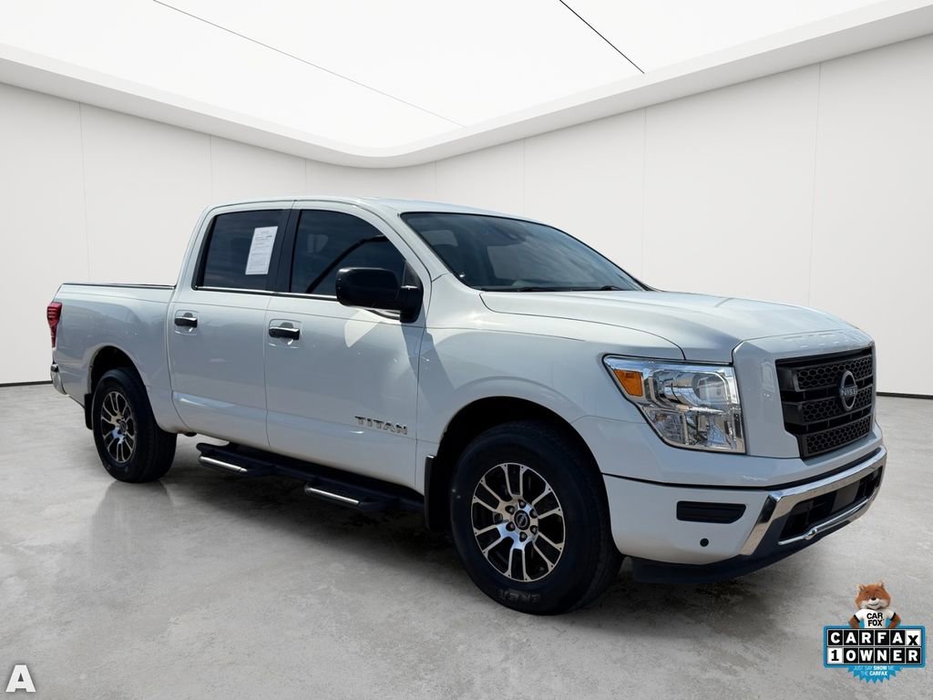 Used 2024 Nissan Titan SV w/ SV Convenience Package image 8