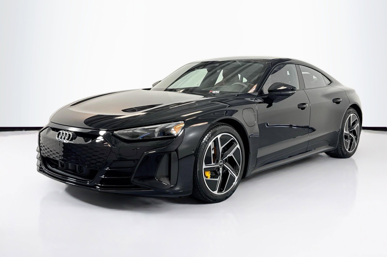 Used 2024 Audi RS e-tron GT AWD/4WD image 1