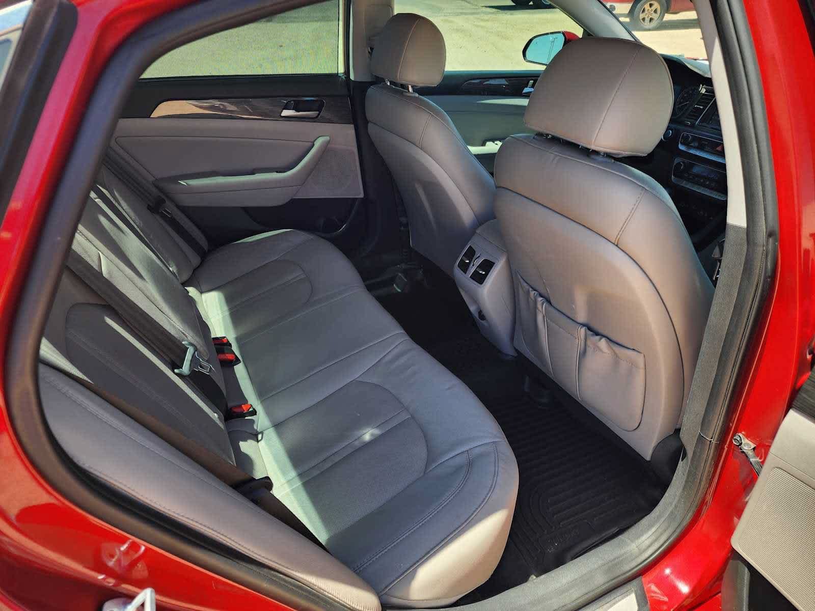 Used 2018 Hyundai Sonata Limited w/ Limited Ultimate Package 03 FWD image 14