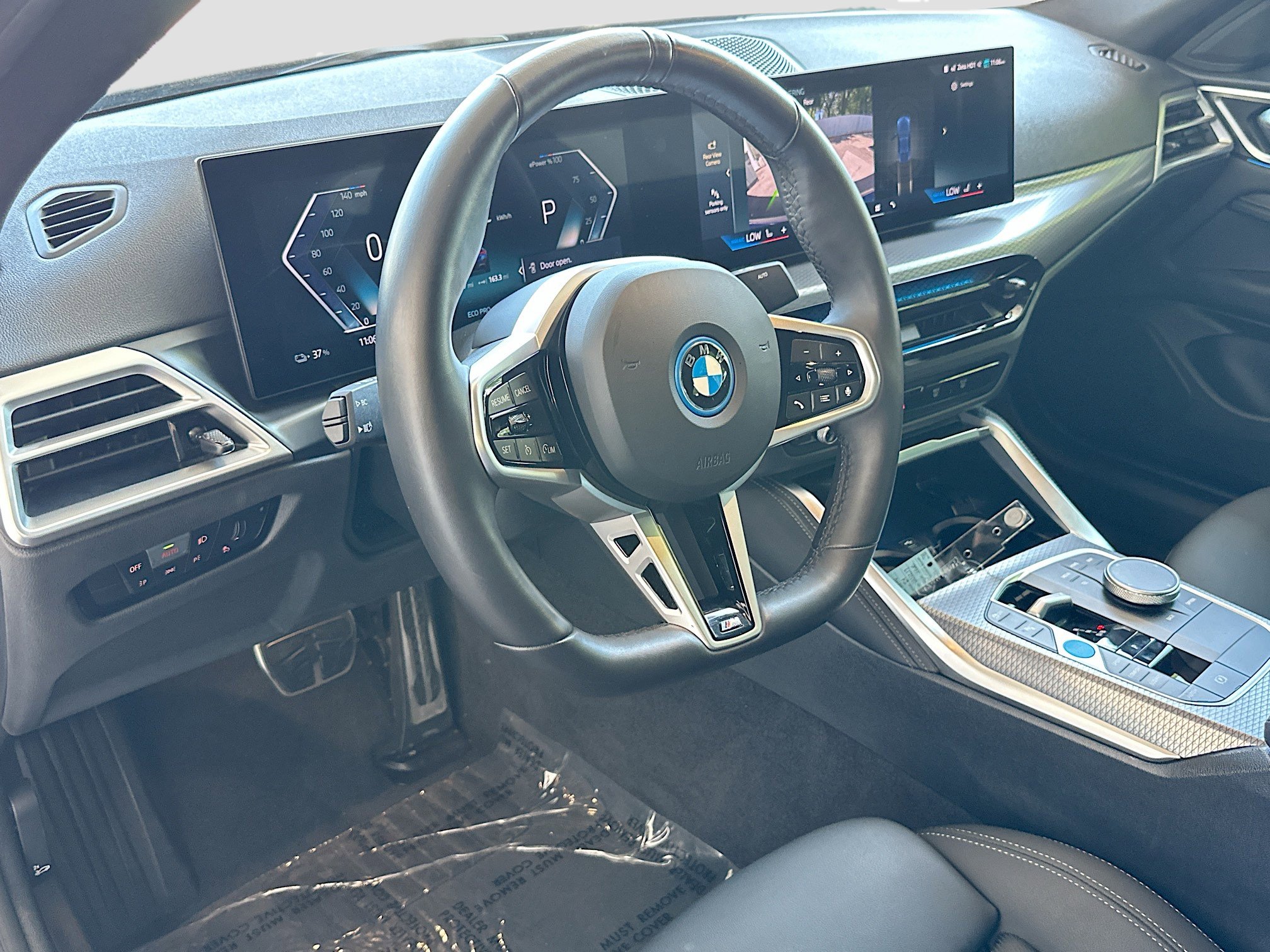 Certified 2025 BMW i4 eDrive40 w/ M Sport Package RWD image 9