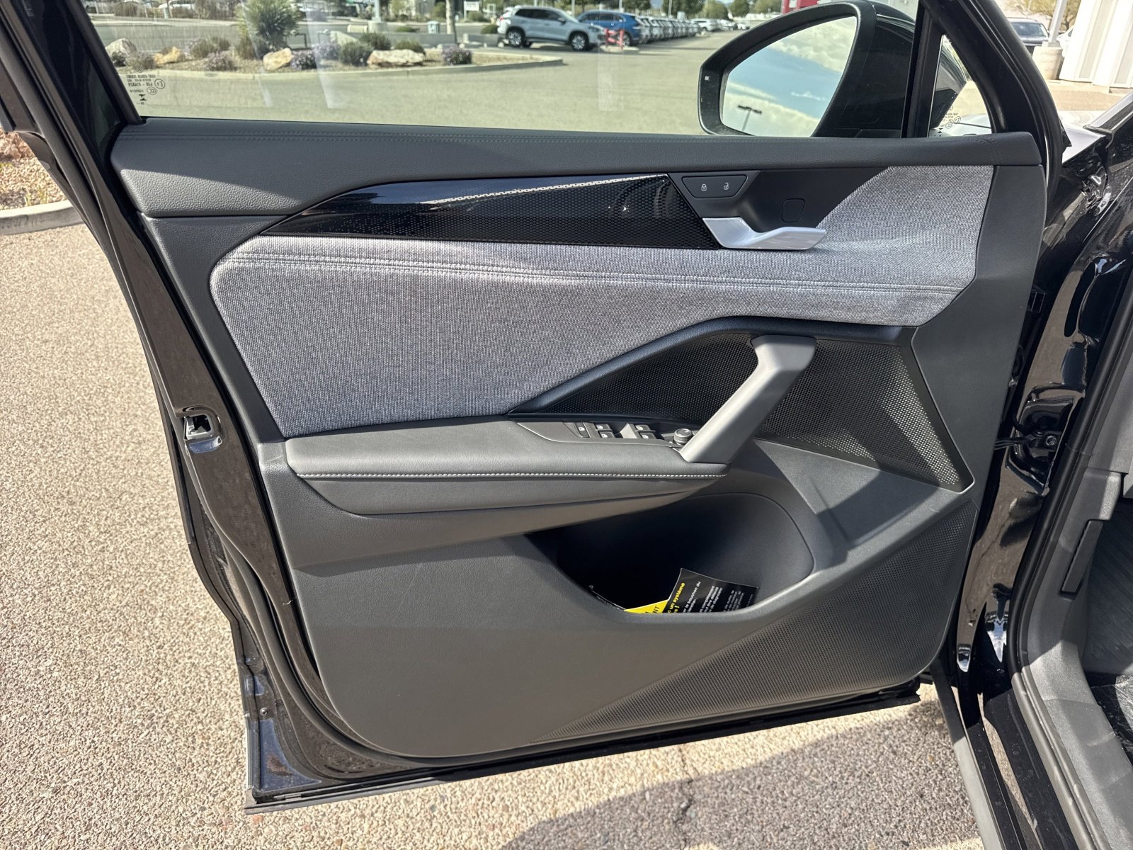 New 2026 Volkswagen Tiguan S image 10