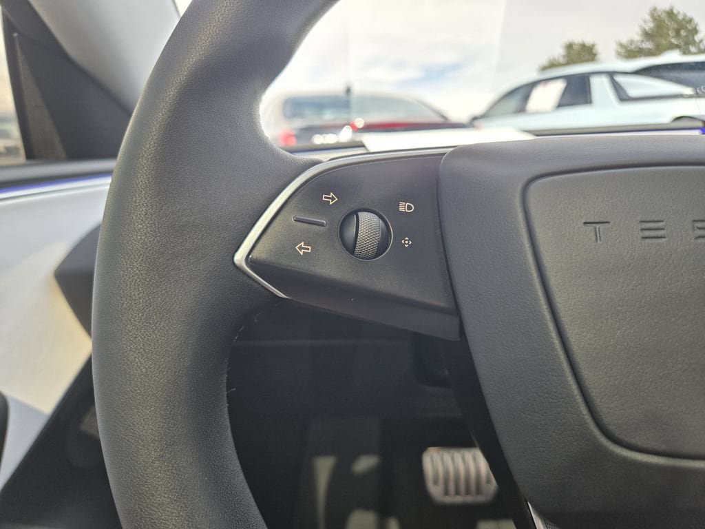 Used 2025 Tesla Model 3 Performance AWD/4WD image 18