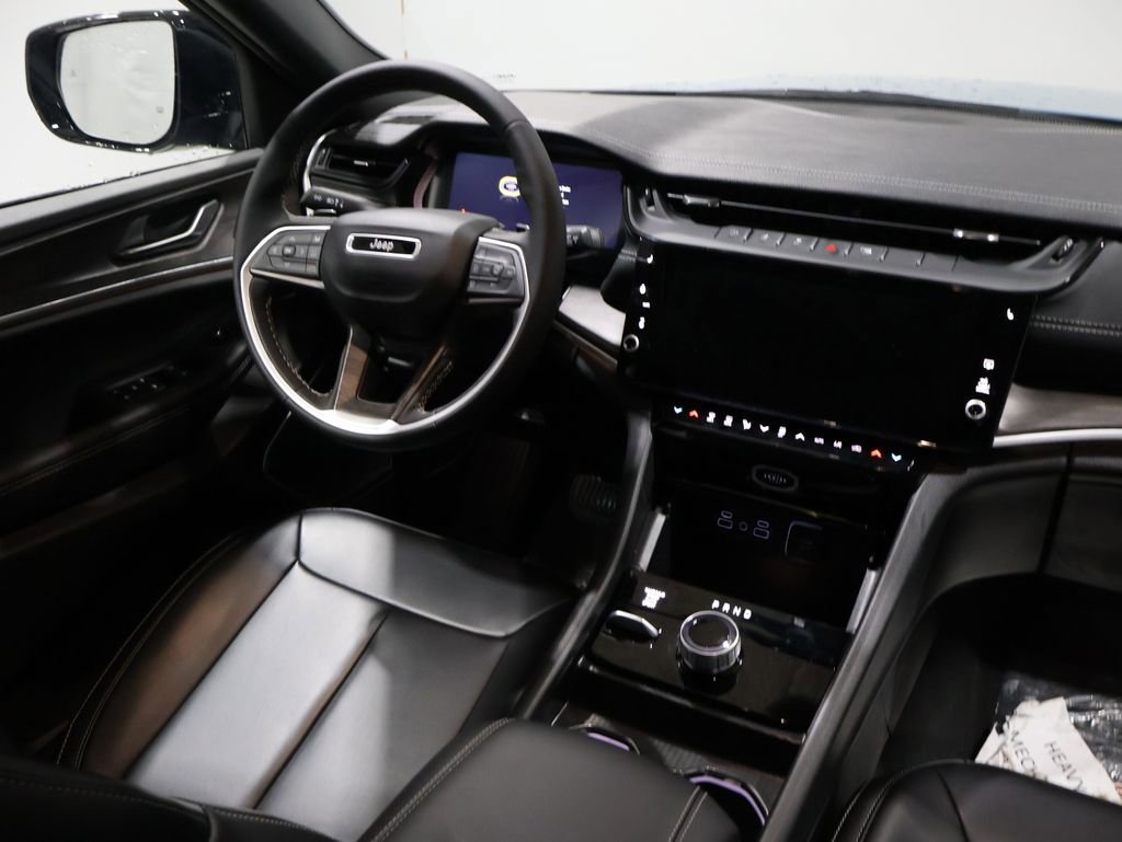 New 2026 Jeep Grand Cherokee Limited image 18