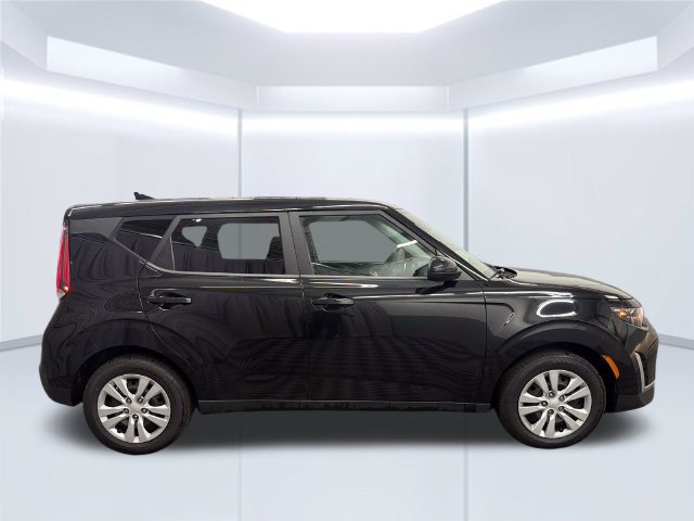 Certified 2023 Kia Soul LX FWD image 6