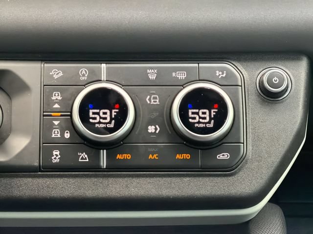 Used 2021 Land Rover Defender 110 X-Dynamic SE AWD/4WD image 18