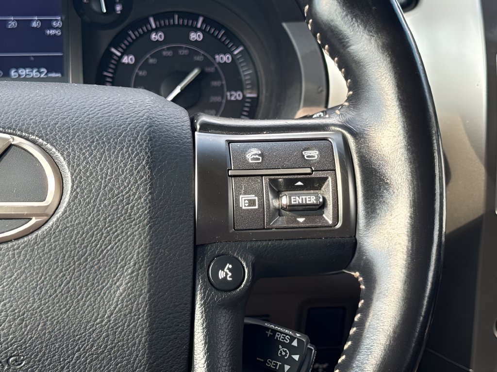 Used 2019 Lexus GX 460 Premium AWD/4WD image 16