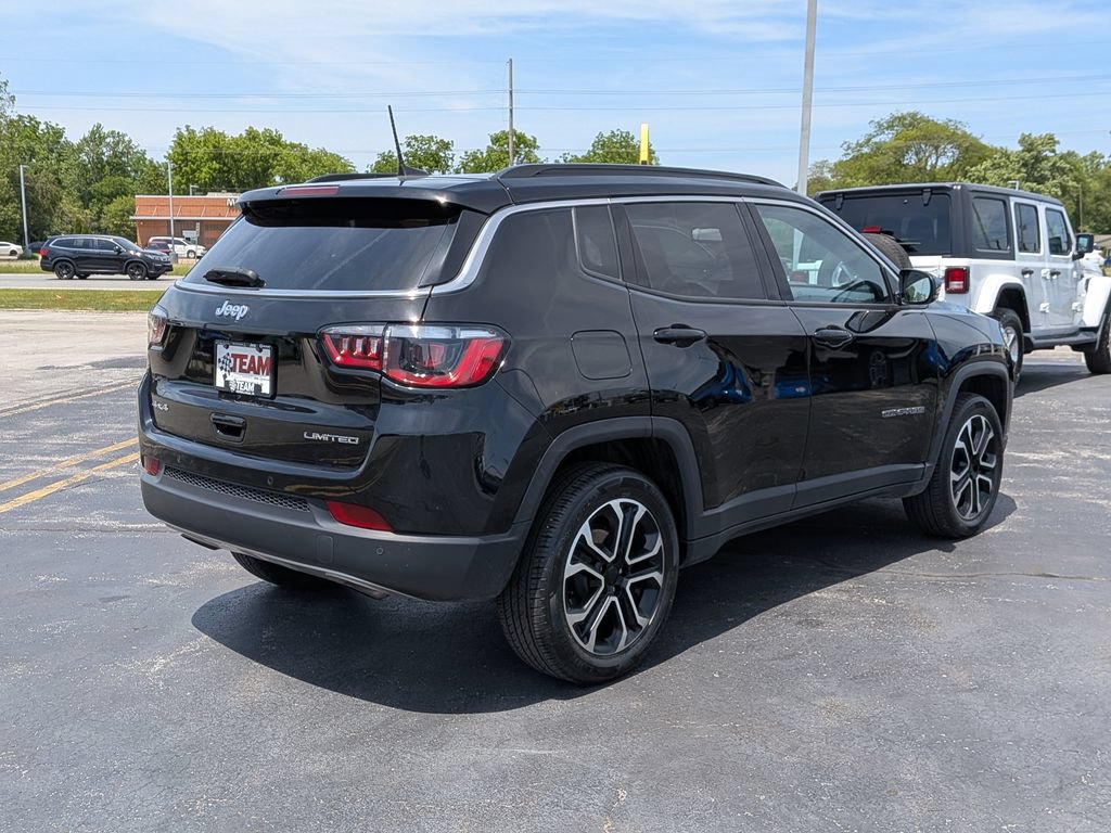 Used 2023 Jeep Compass Limited AWD/4WD image 7