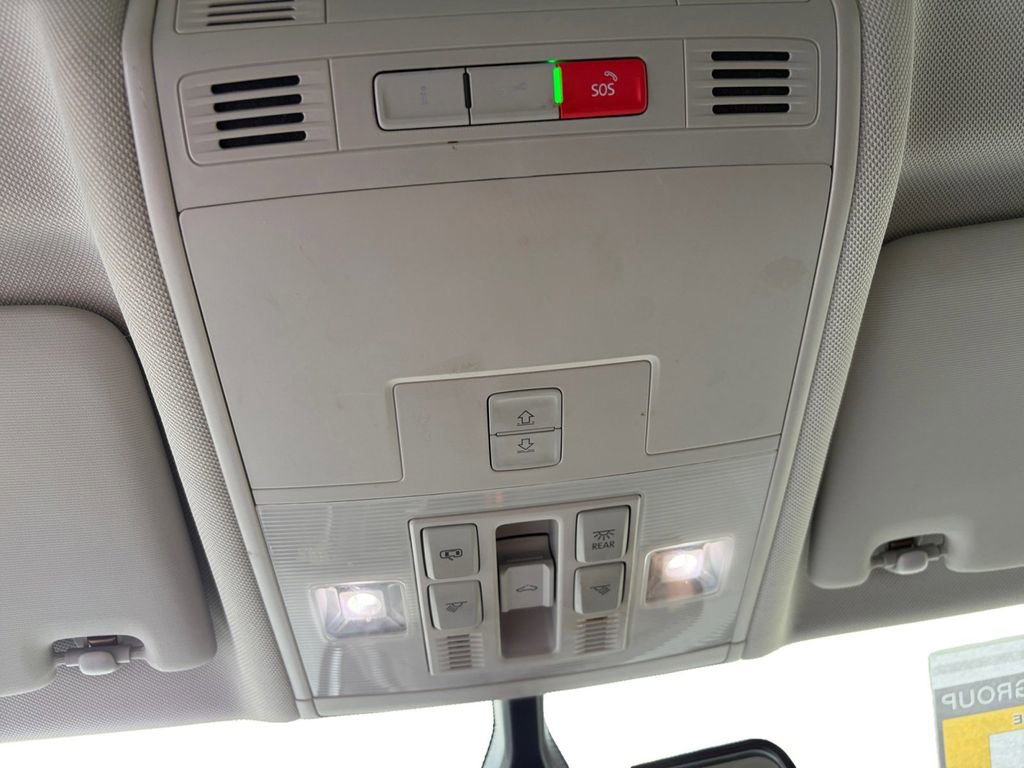 Certified 2021 Volkswagen Tiguan SE FWD image 24