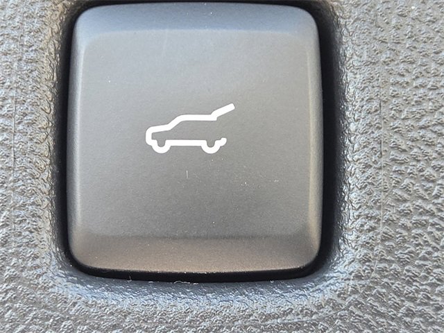 Used 2024 Ford Escape Platinum image 7