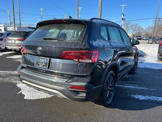 Used 2022 Volkswagen Taos S AWD/4WD image 3