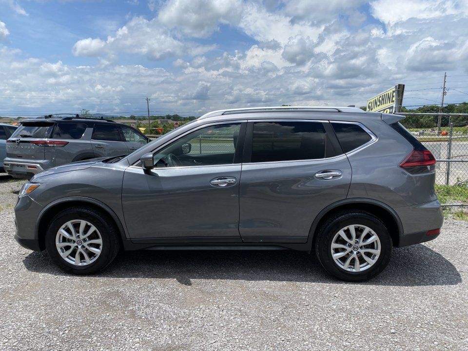 Used 2018 Nissan Rogue SV FWD image 8