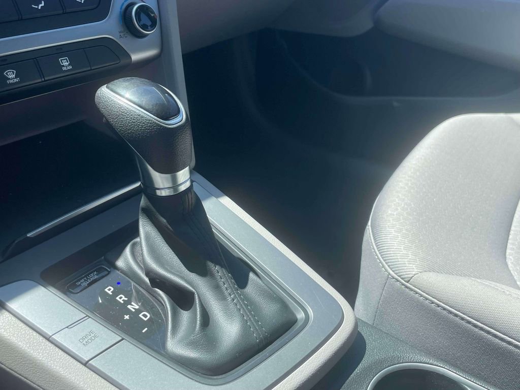 Used 2018 Hyundai Elantra SEL FWD image 29