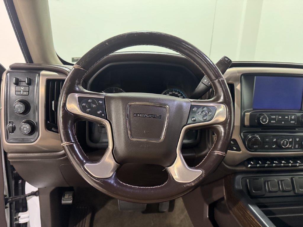 Used 2018 GMC Sierra 1500 Denali w/ Denali Ultimate Package AWD/4WD image 4