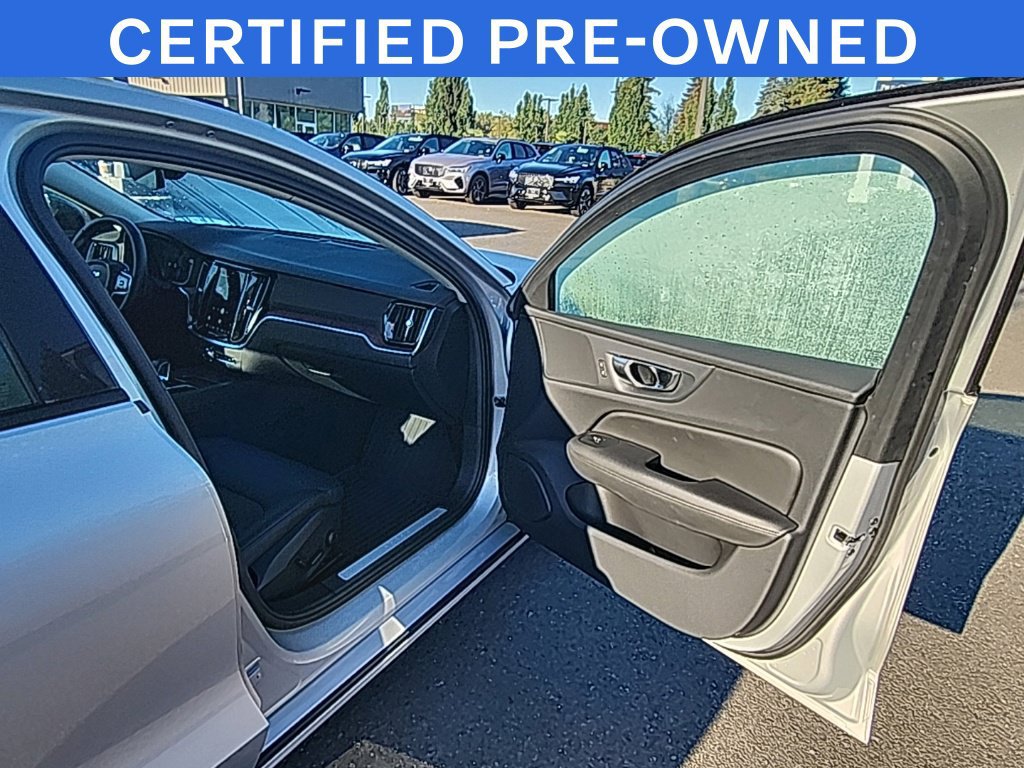Used 2024 Volvo S60 B5 Plus AWD/4WD image 19