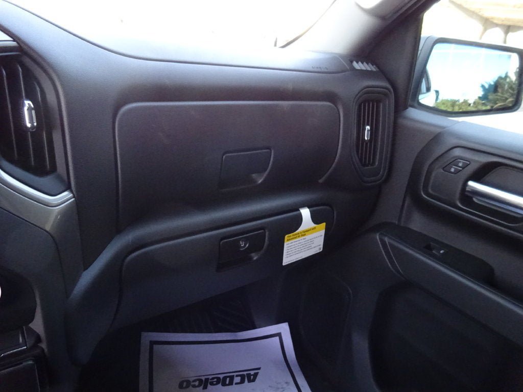 New 2026 Chevrolet Silverado 1500 Custom RWD image 27