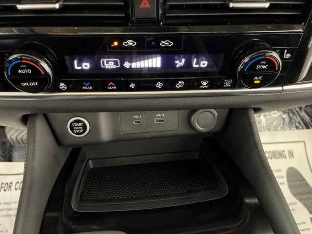 Used 2023 Nissan Rogue SL w/ SL Premium Package FWD image 28